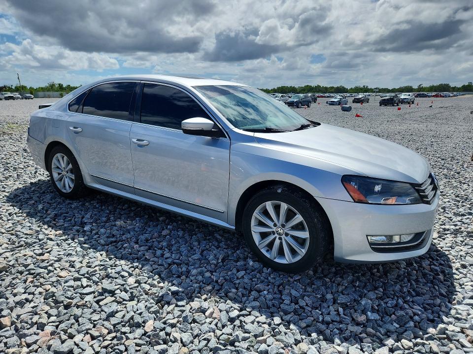 2013 Volkswagen Passat მანქანა იყიდება აუქციონზე, vin: 1VWCH7A39DC039713, აუქციონის ნომერი: 49219446