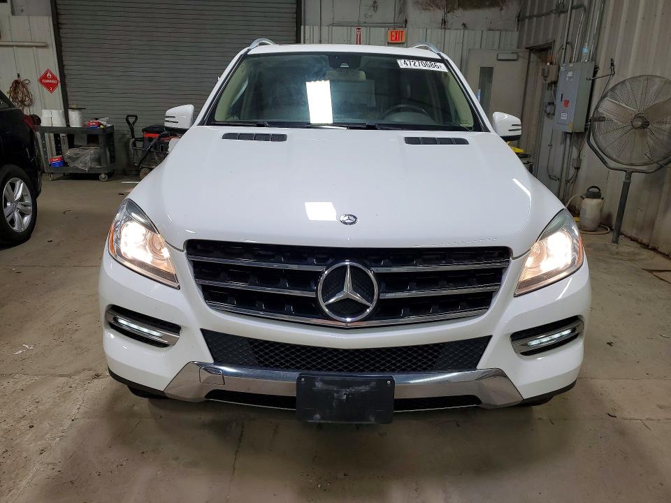 2015 Mercedes-benz Ml მანქანა იყიდება აუქციონზე, vin: 4JGDA5HB6FA563215, აუქციონის ნომერი: 47270686