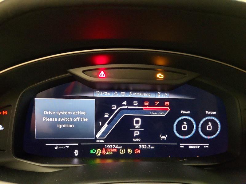 49279986 :رقم المزاد ، WU1ARBF14RD009654 vin ، 2024 Audi Rs Q8 مزاد بيع