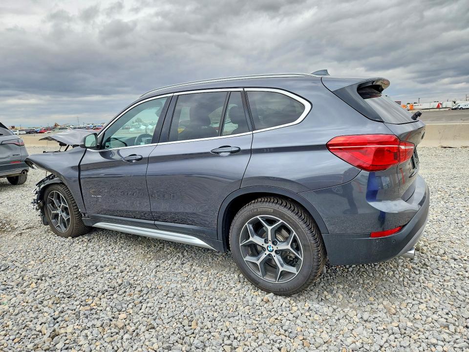 51988326 :رقم المزاد ، WBXHT3Z3XH4A65490 vin ، 2017 Bmw X1 مزاد بيع