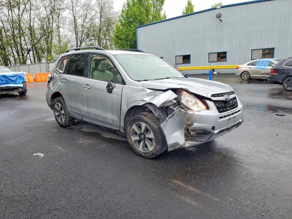 50586026 :رقم المزاد ، JF2SJAEC4HH412189 vin ، 2017 Subaru Forester مزاد بيع