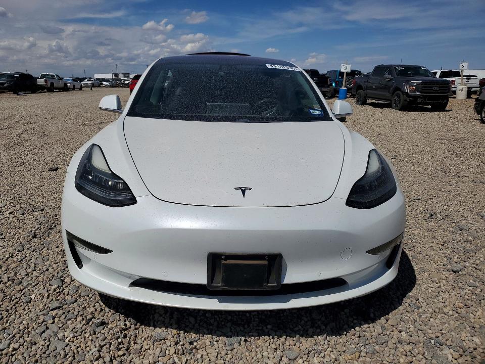 Продаж на аукціоні авто 2018 Tesla Model 3, vin: 5YJ3E1EA4JF009180, номер лоту: 49431506