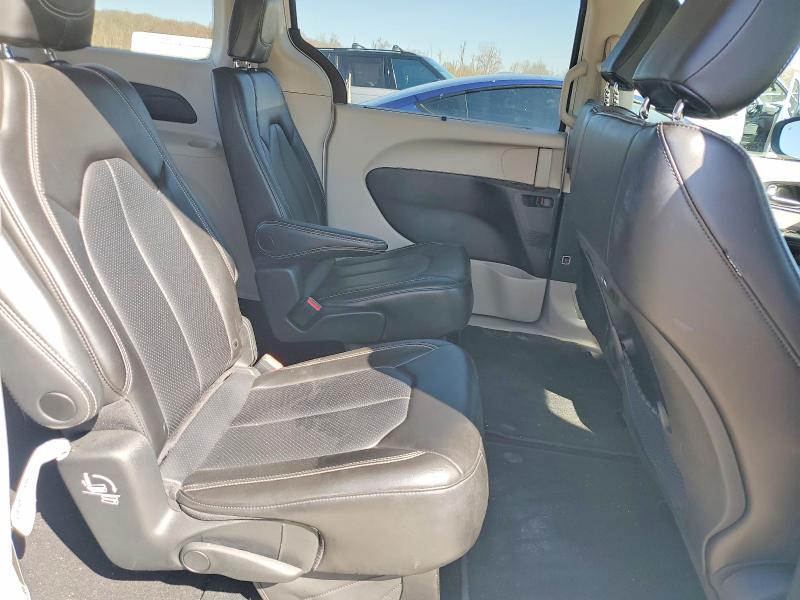 Продажа на аукционе авто 2023 Chrysler Pacifica, vin: 2C4RC1BG3PR563476, номер лота: 49578826