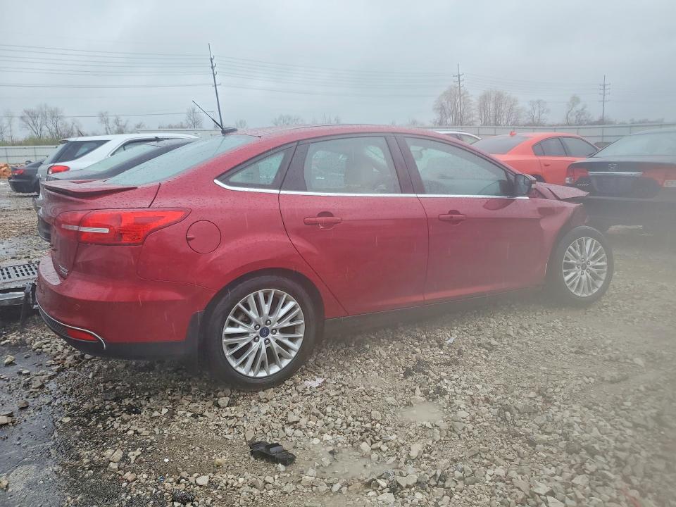 48456506 :رقم المزاد ، 1FADP3J28FL313860 vin ، 2015 Ford Focus مزاد بيع