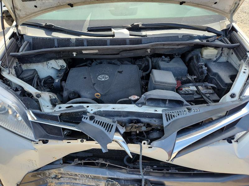 Продажа на аукционе авто 2018 Toyota Sienna, vin: 5TDDZ3DC4JS195824, номер лота: 48993116