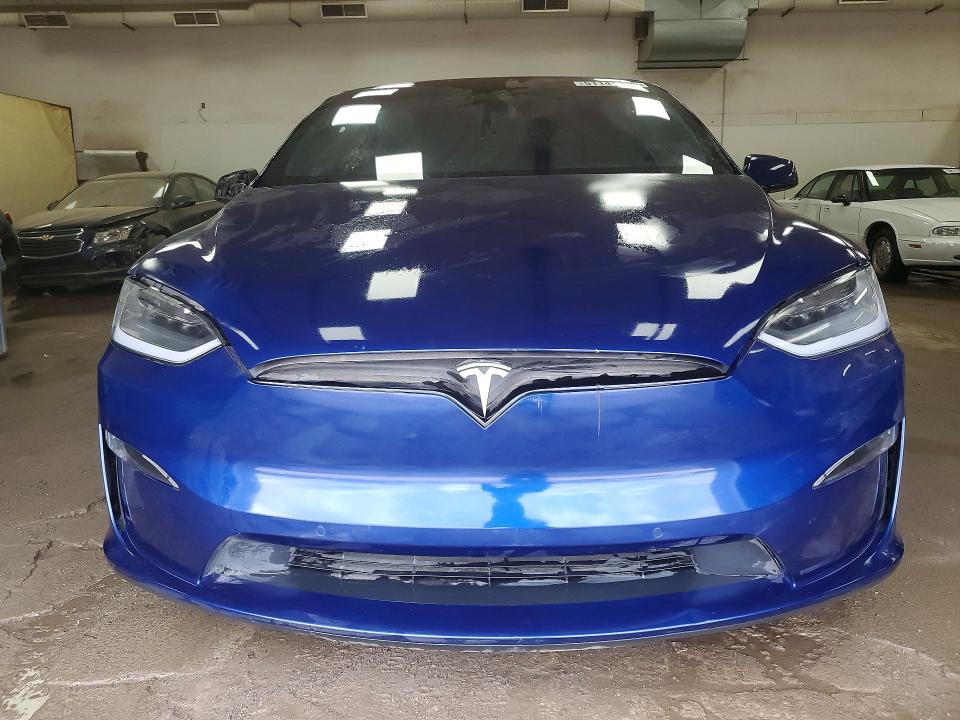 Продажа на аукционе авто 2022 Tesla Model X, vin: 7SAXCAE53NF350136, номер лота: 51141446