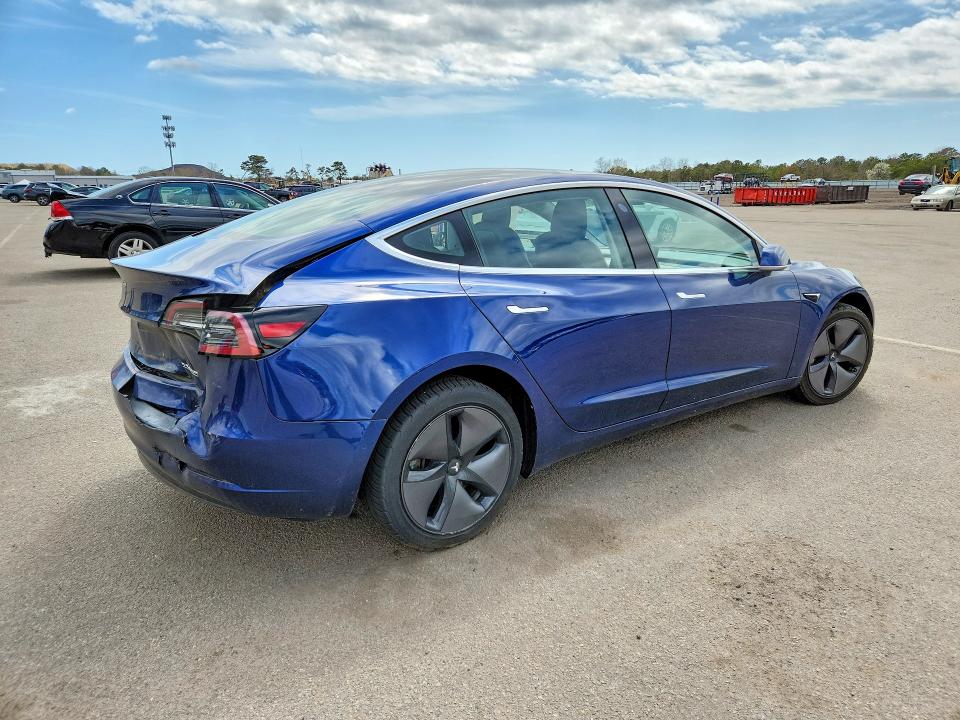 2018 Tesla Model 3 მანქანა იყიდება აუქციონზე, vin: 5YJ3E1EB6JF064447, აუქციონის ნომერი: 50712826