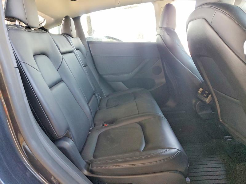 2024 Tesla Model Y მანქანა იყიდება აუქციონზე, vin: 7SAYGAEE8RF100115, აუქციონის ნომერი: 51652376