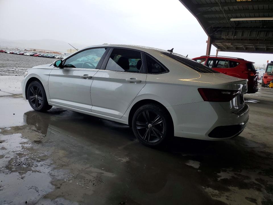 50676886 :رقم المزاد ، 3VWEM7BU9PM010873 vin ، 2023 Volkswagen Jetta مزاد بيع