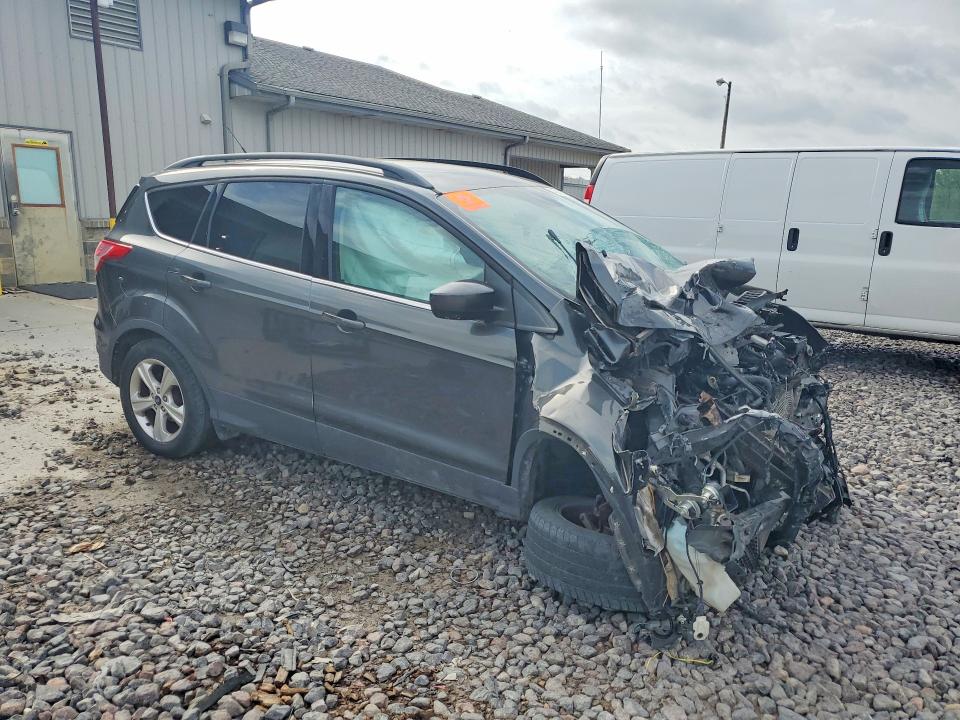 2016 Ford Escape მანქანა იყიდება აუქციონზე, vin: 1FMCU0GX7GUB47385, აუქციონის ნომერი: 49402496