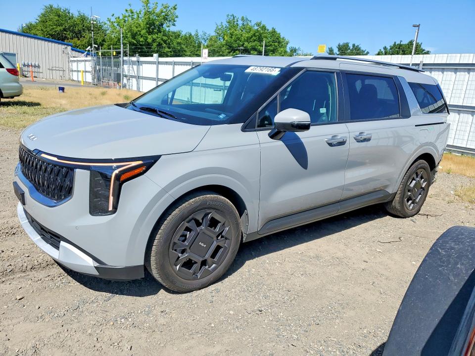 Auction sale of the 2025 Kia Carnival Hybrid, vin: KNDNC5KA5S6035388, lot number: 48792166
