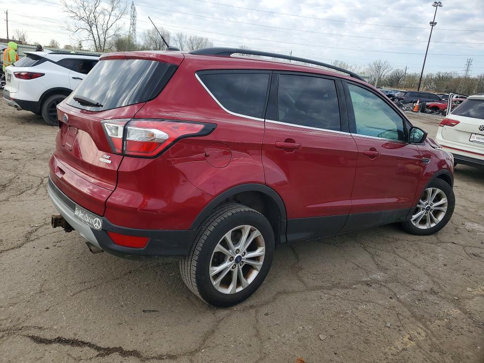50645046 :رقم المزاد ، 1FMCU0G99HUB28680 vin ، 2017 Ford Escape مزاد بيع
