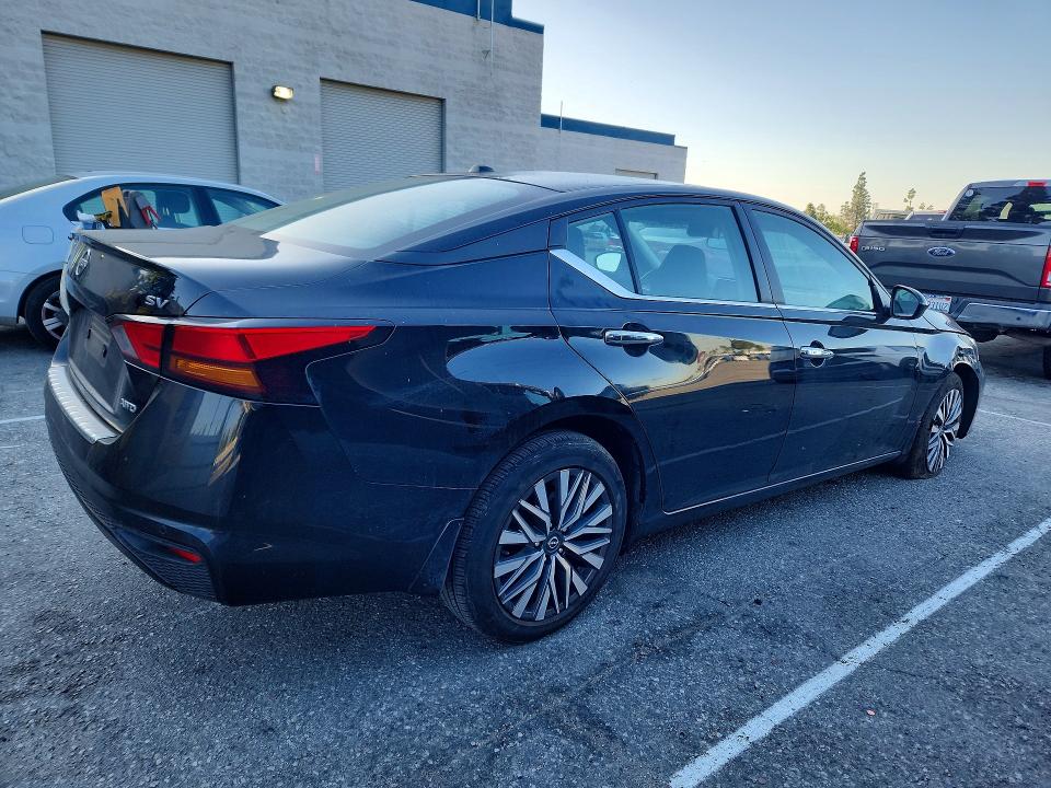 Auction sale of the 2023 Nissan Altima, vin: 1N4BL4DW2PN387711, lot number: 50366496
