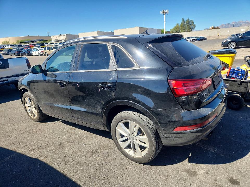 48487096 :رقم المزاد ، WA1BCCFS9HR007136 vin ، 2017 Audi Q3 مزاد بيع