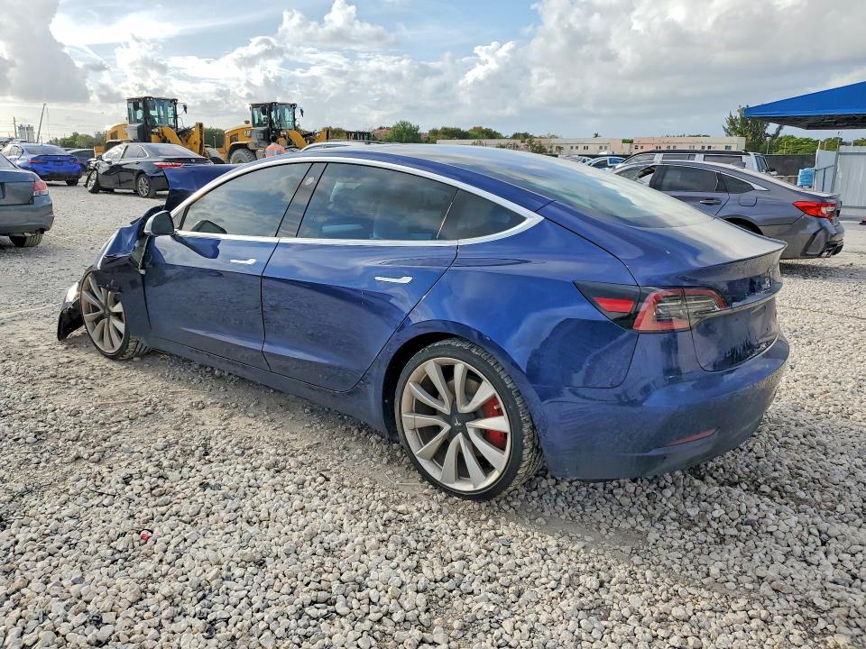 2018 Tesla Model 3 მანქანა იყიდება აუქციონზე, vin: 5YJ3E1EB9JF080884, აუქციონის ნომერი: 48436766
