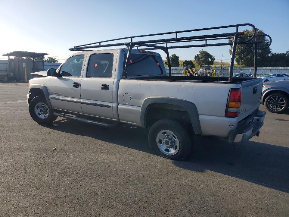 50187746 :رقم المزاد ، 1GTHC23U96F138758 vin ، 2006 Gmc Sierra مزاد بيع