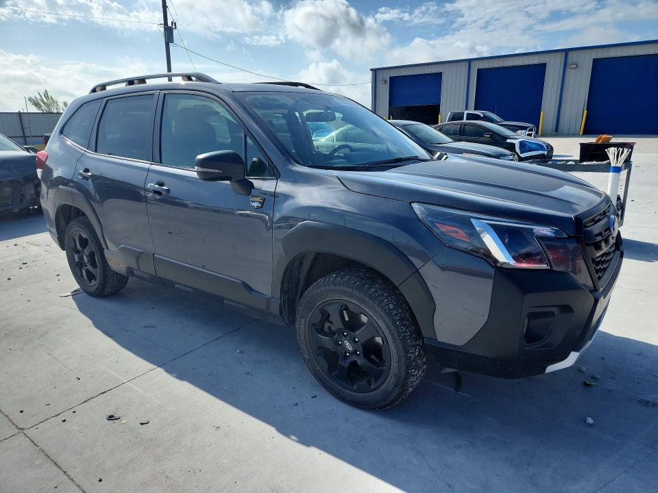 49426476 :رقم المزاد ، JF2SKAMC2NH526525 vin ، 2022 Subaru Forester مزاد بيع