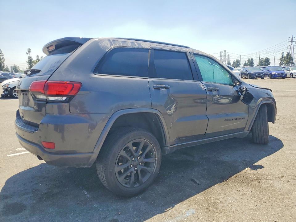 49231696 :رقم المزاد ، 1C4RJFAG4JC319923 vin ، 2018 Jeep Grand Cherokee مزاد بيع