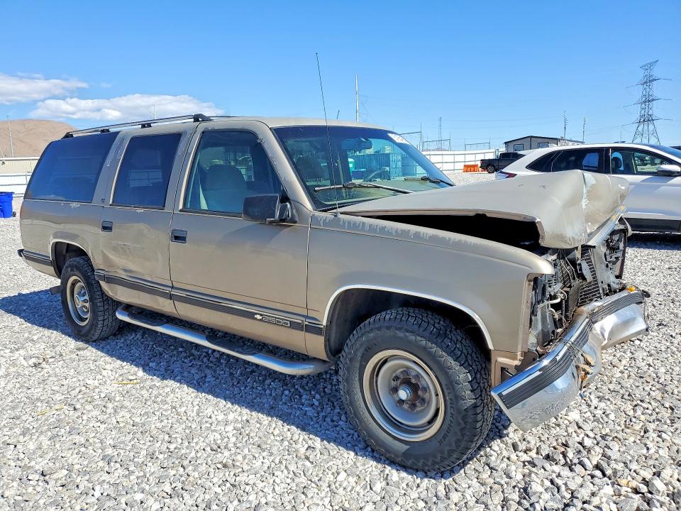 1995 Chevrolet Suburban მანქანა იყიდება აუქციონზე, vin: 3GNGC26K2SG102593, აუქციონის ნომერი: 51954656