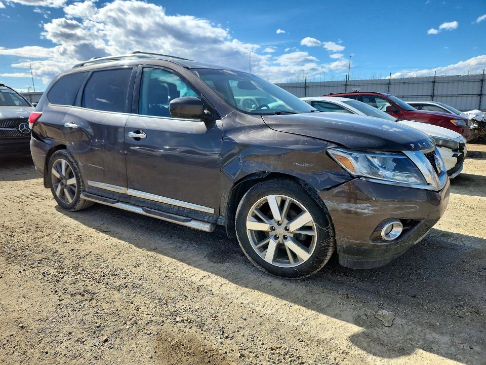 Продажа на аукционе авто 2016 Nissan Pathfinder, vin: 5N1AR2MM7GC640830, номер лота: 49579336