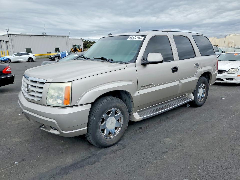 Auction sale of the 2004 Cadillac Escalade, vin: 1GYEC63T04R250842, lot number: 50301106