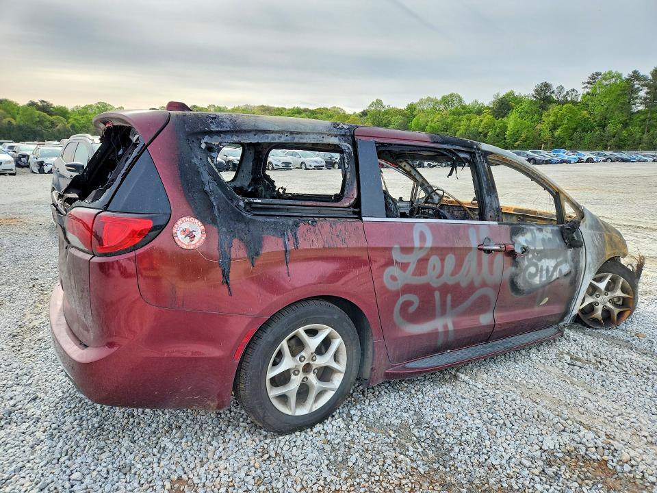 Продаж на аукціоні авто 2018 Chrysler Pacifica, vin: 2C4RC1FG5JR100420, номер лоту: 48827306