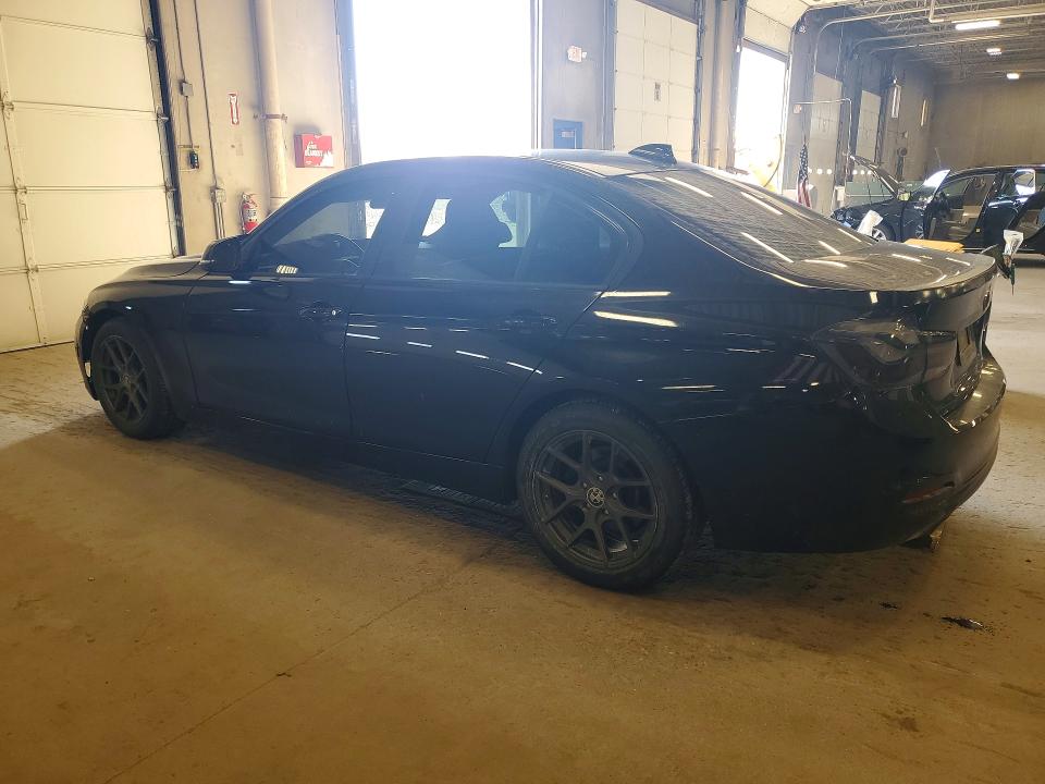 48058796 :رقم المزاد ، WBA8A9C54HK620231 vin ، 2017 Bmw 320 مزاد بيع