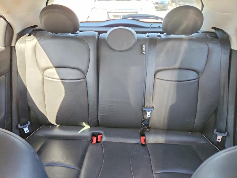 48622536 :رقم المزاد ، ZFBCFXDT3GP395434 vin ، 2016 Fiat 500x مزاد بيع