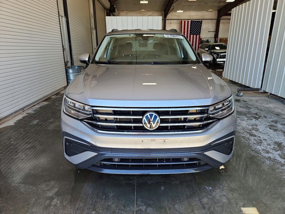 Продажа на аукционе авто 2024 Volkswagen Tiguan, vin: 3VVRB7AX6RM029438, номер лота: 49647636
