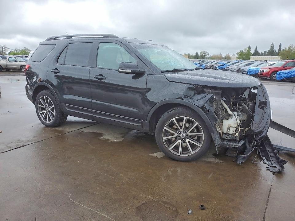 50765966 :رقم المزاد ، 1FM5K8D86FGA36155 vin ، 2015 Ford Explorer مزاد بيع