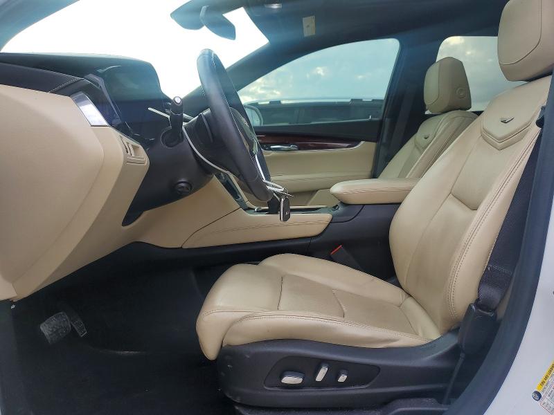 2017 Cadillac Xt5 მანქანა იყიდება აუქციონზე, vin: 1GYKNBRS4HZ115485, აუქციონის ნომერი: 50823856