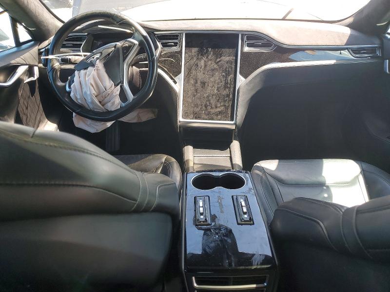Продаж на аукціоні авто 2015 Tesla Model S, vin: 5YJSA1E11FF118811, номер лоту: 48548226