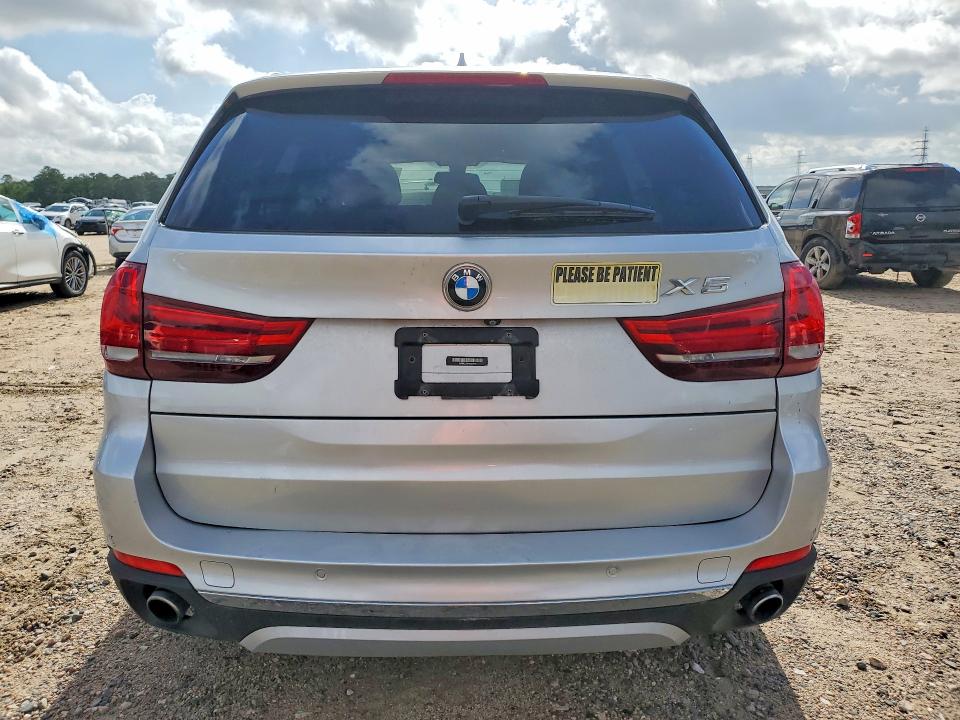 50983136 :رقم المزاد ، 5UXKR2C39H0U23170 vin ، 2017 Bmw X5 مزاد بيع