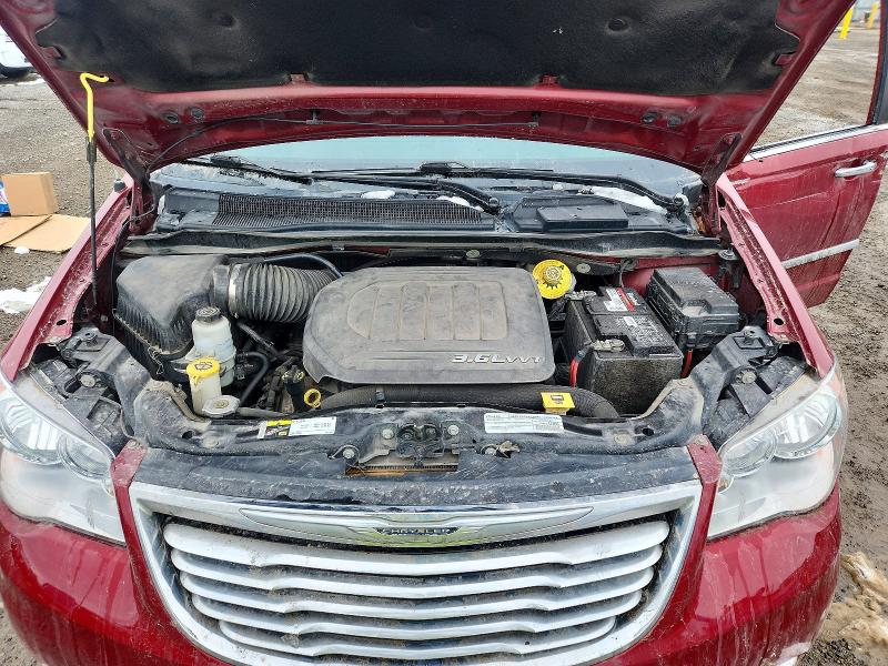 2015 Chrysler Town & Country მანქანა იყიდება აუქციონზე, vin: 2C4RC1BGXFR731628, აუქციონის ნომერი: 47438066