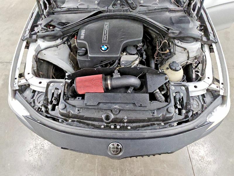 2012 Bmw 328 მანქანა იყიდება აუქციონზე, vin: WBA3A5G54CNP15473, აუქციონის ნომერი: 49243666