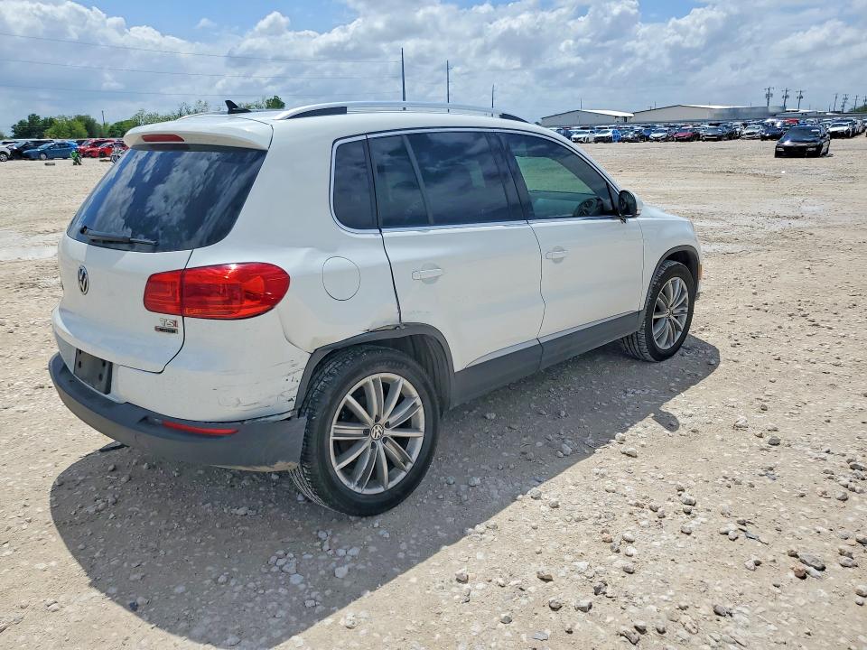 Aukcja sprzedaży 2016 Volkswagen Tiguan, vin: WVGBV7AX5GW592898, numer aukcji: 49310466