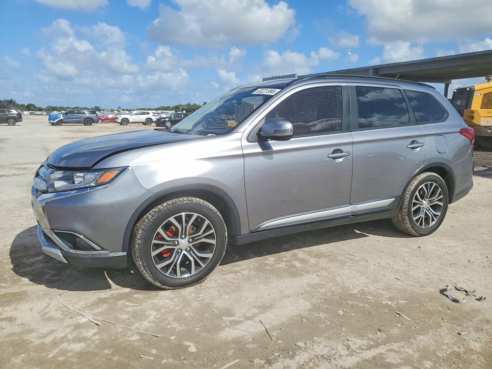 Продаж на аукціоні авто 2016 Mitsubishi Outlander, vin: JA4AD3A38GZ000590, номер лоту: 49221996