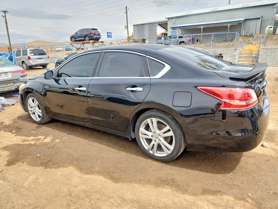 2013 Nissan Altima მანქანა იყიდება აუქციონზე, vin: 1N4BL3AP9DN413093, აუქციონის ნომერი: 49625416