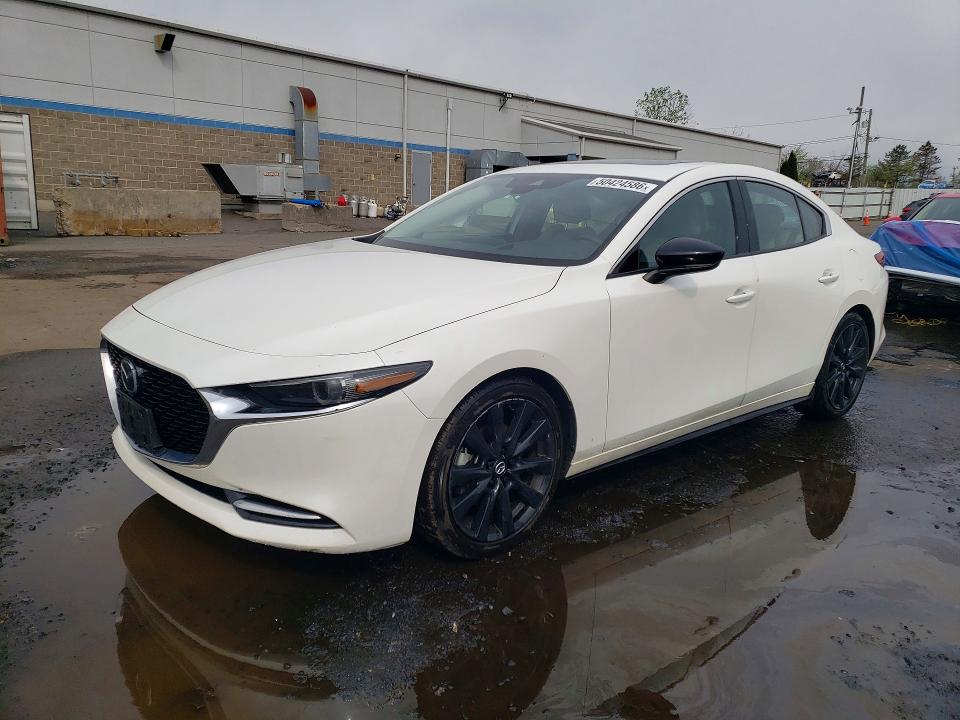 50424586 :رقم المزاد ، 3MZBPBAY0MM253632 vin ، 2021 Mazda 3 مزاد بيع