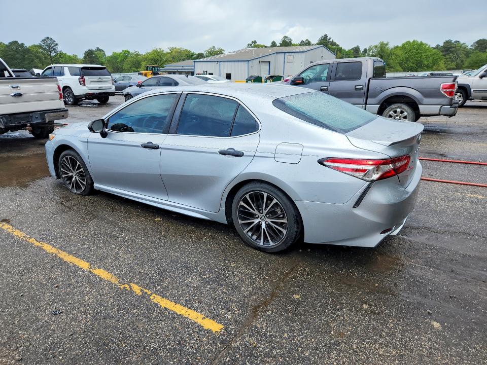 2018 Toyota Camry მანქანა იყიდება აუქციონზე, vin: 4T1B11HKXJU602234, აუქციონის ნომერი: 48077006