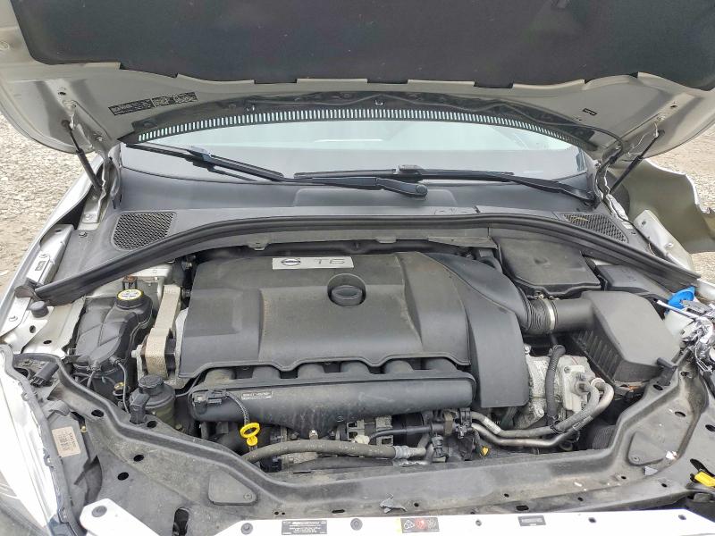 50561846 :رقم المزاد ، YV4902RK5F2749765 vin ، 2015 Volvo Xc60 مزاد بيع