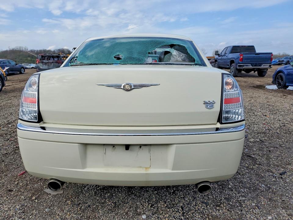 Продажа на аукционе авто 2006 Chrysler 300c, vin: 2C3KA63H16H243559, номер лота: 49937476