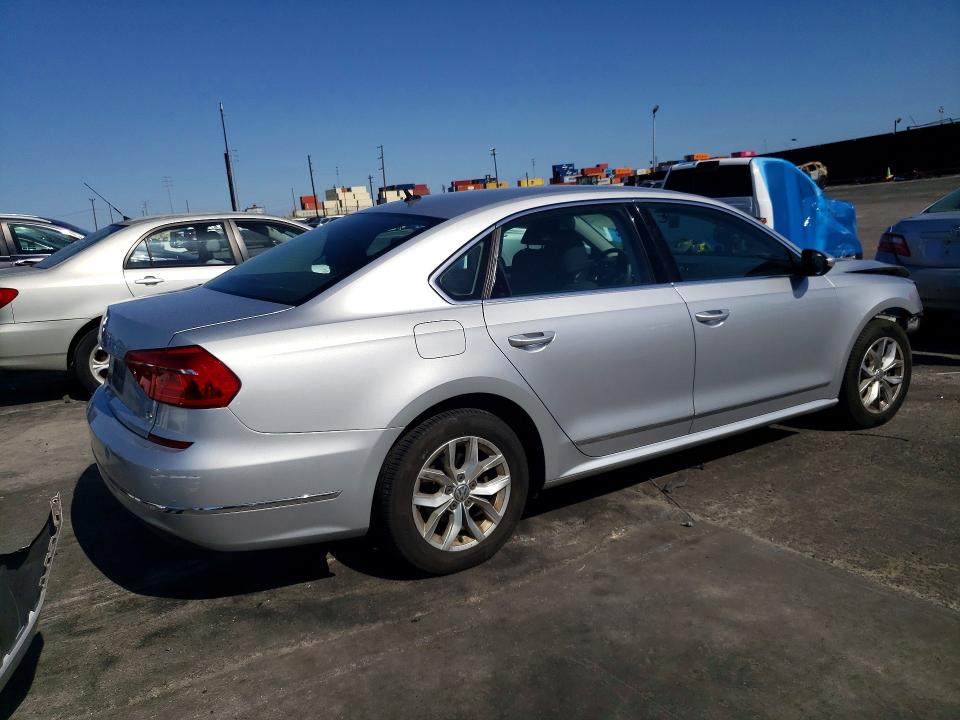 Продаж на аукціоні авто 2016 Volkswagen Passat, vin: 1VWAT7A37GC049487, номер лоту: 51295876