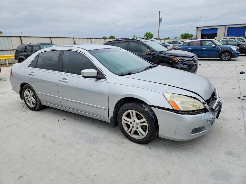 Продажа на аукционе авто 2007 Honda Accord, vin: JHMCM56337C016295, номер лота: 51339506