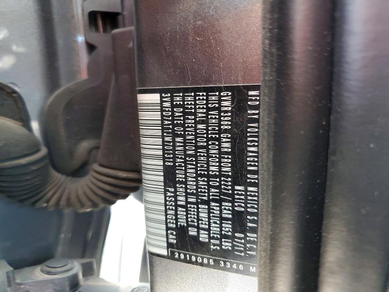 2018 Volkswagen Beetle მანქანა იყიდება აუქციონზე, vin: 3VWFD7AT1JM701318, აუქციონის ნომერი: 51720486