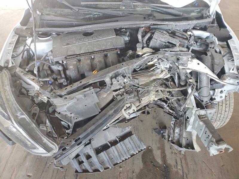 49174586 :رقم المزاد ، 3N1AB7AP4JY258521 vin ، 2018 Nissan Sentra مزاد بيع