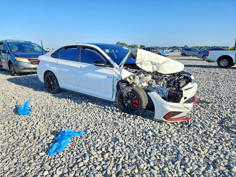 51107616 :رقم المزاد ، 3VW2T7BU2SM057631 vin ، 2025 Volkswagen Jetta مزاد بيع