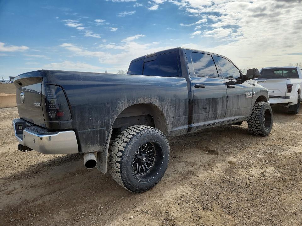 Продажа на аукционе авто 2015 Ram 3500, vin: 3C63R3DL1FG671407, номер лота: 51569166