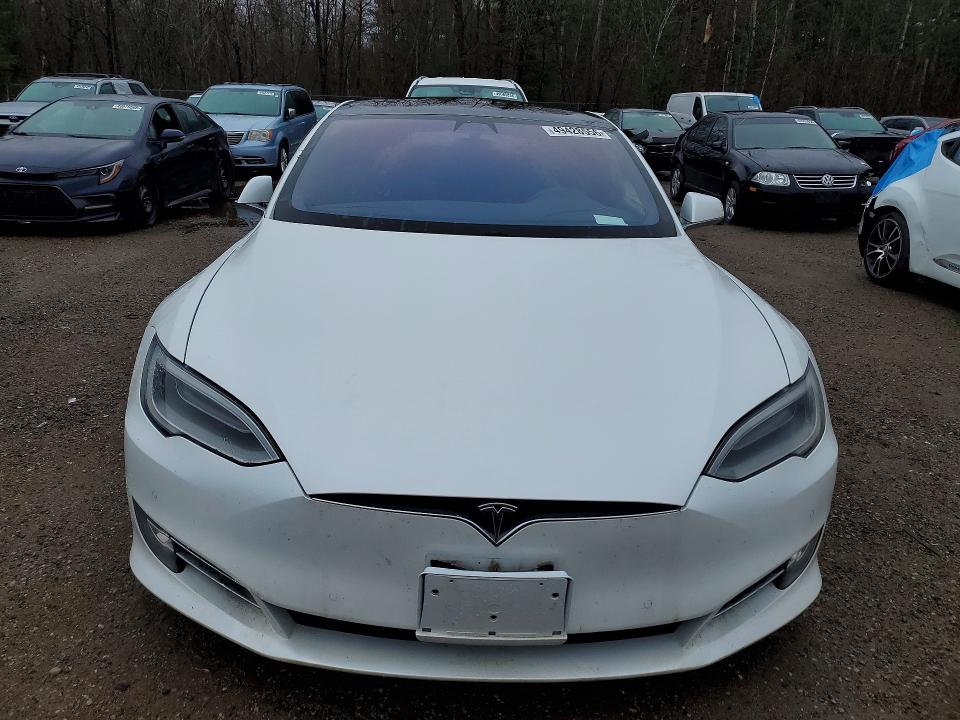 Продажа на аукционе авто 2019 Tesla Model S, vin: 5YJSA1E49KF334975, номер лота: 49428556