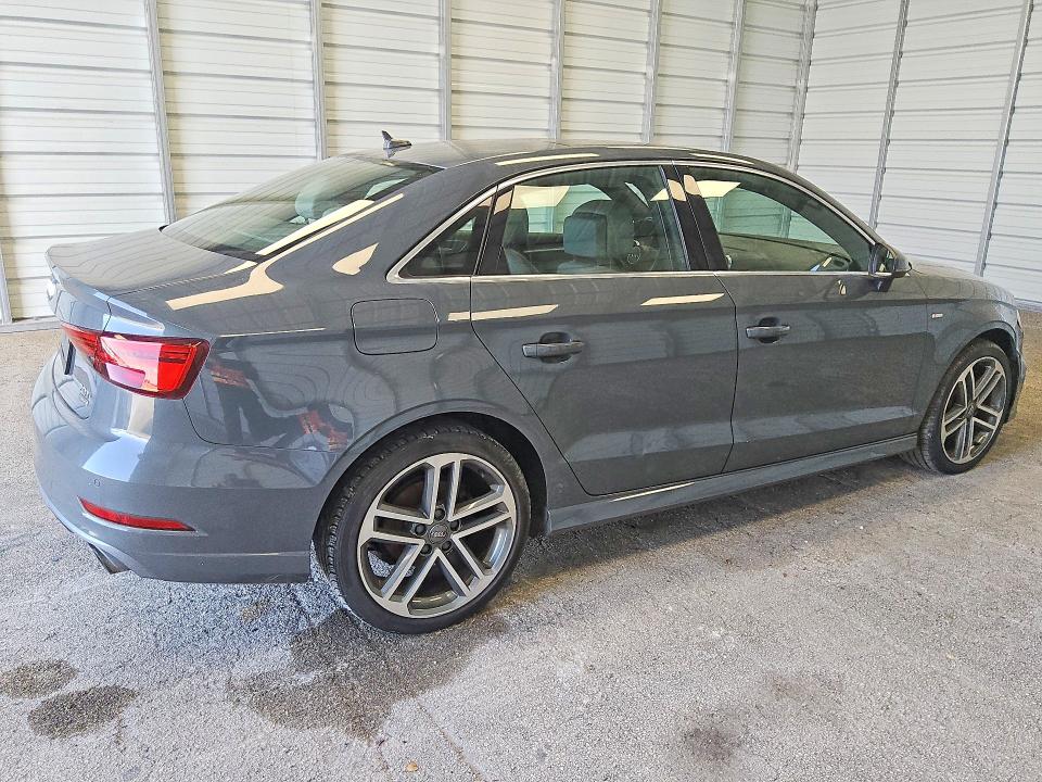 Aukcja sprzedaży 2018 Audi A3, vin: WAUJ8GFF7J1050596, numer aukcji: 79009955